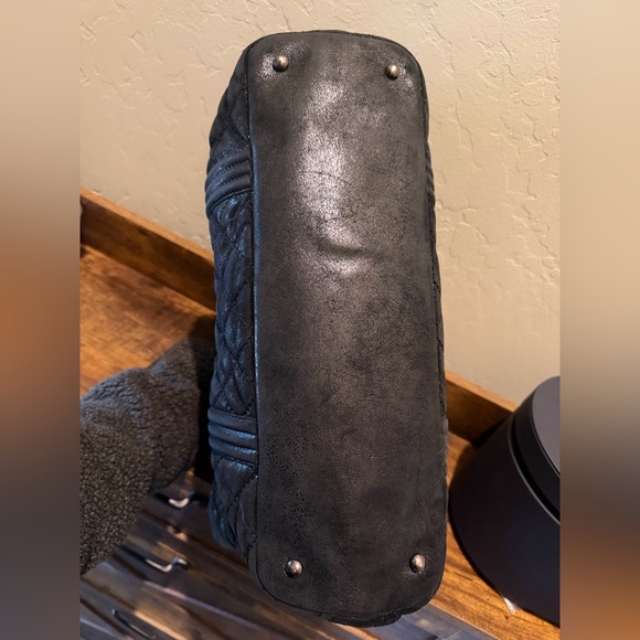 CHANEL le boy Tote - Picture 4 of 9